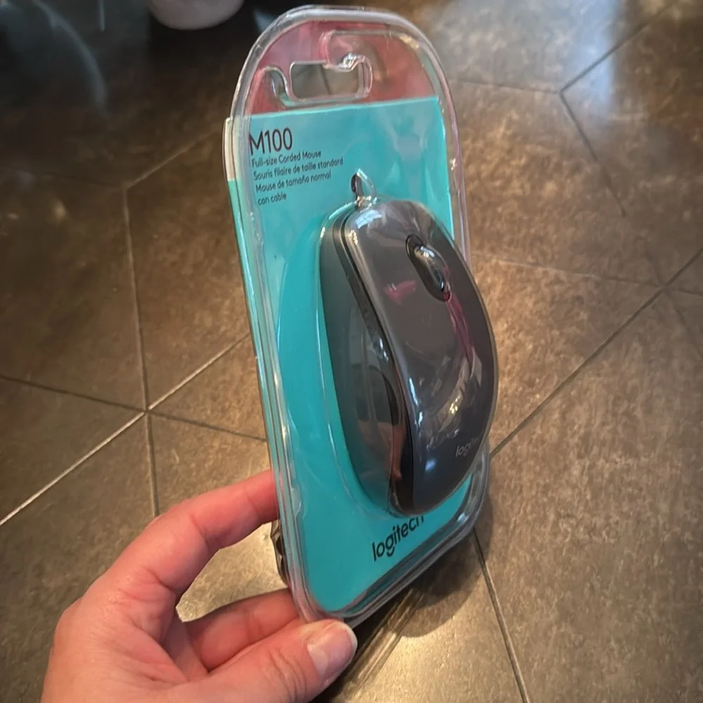 Logitech M100 CORDED MOUSE